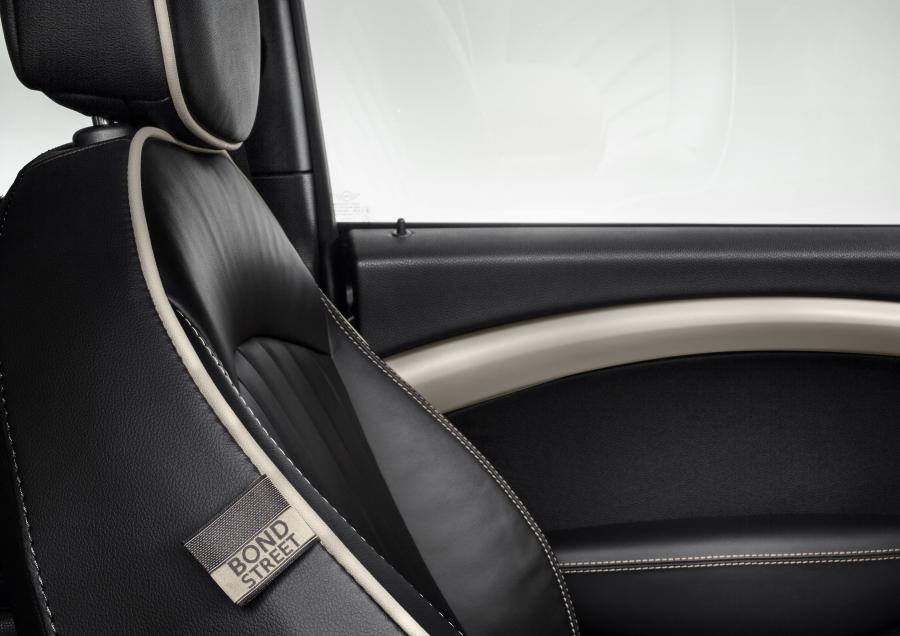  Mini Clubman Cooper S Bond Street Black 2013 года  (фото 8 из 18)